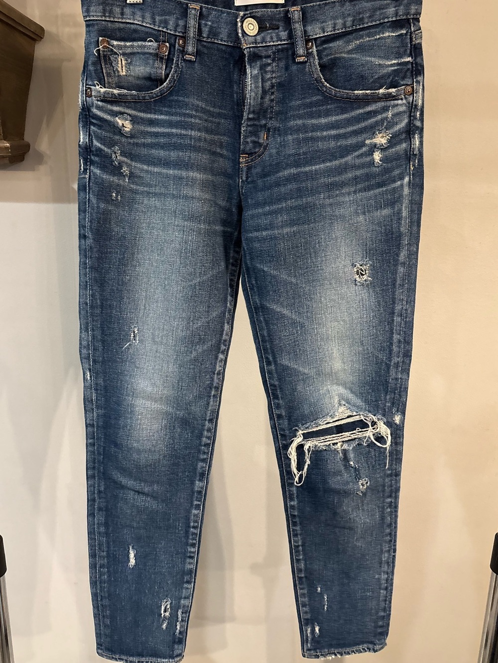 Moussy Vintage Distressed Blue Cropped Slim Jeans size 29
